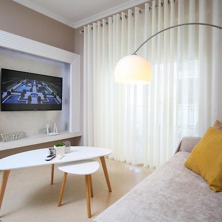 Tafa Deluxe Apartment Vlorë Exteriör bild